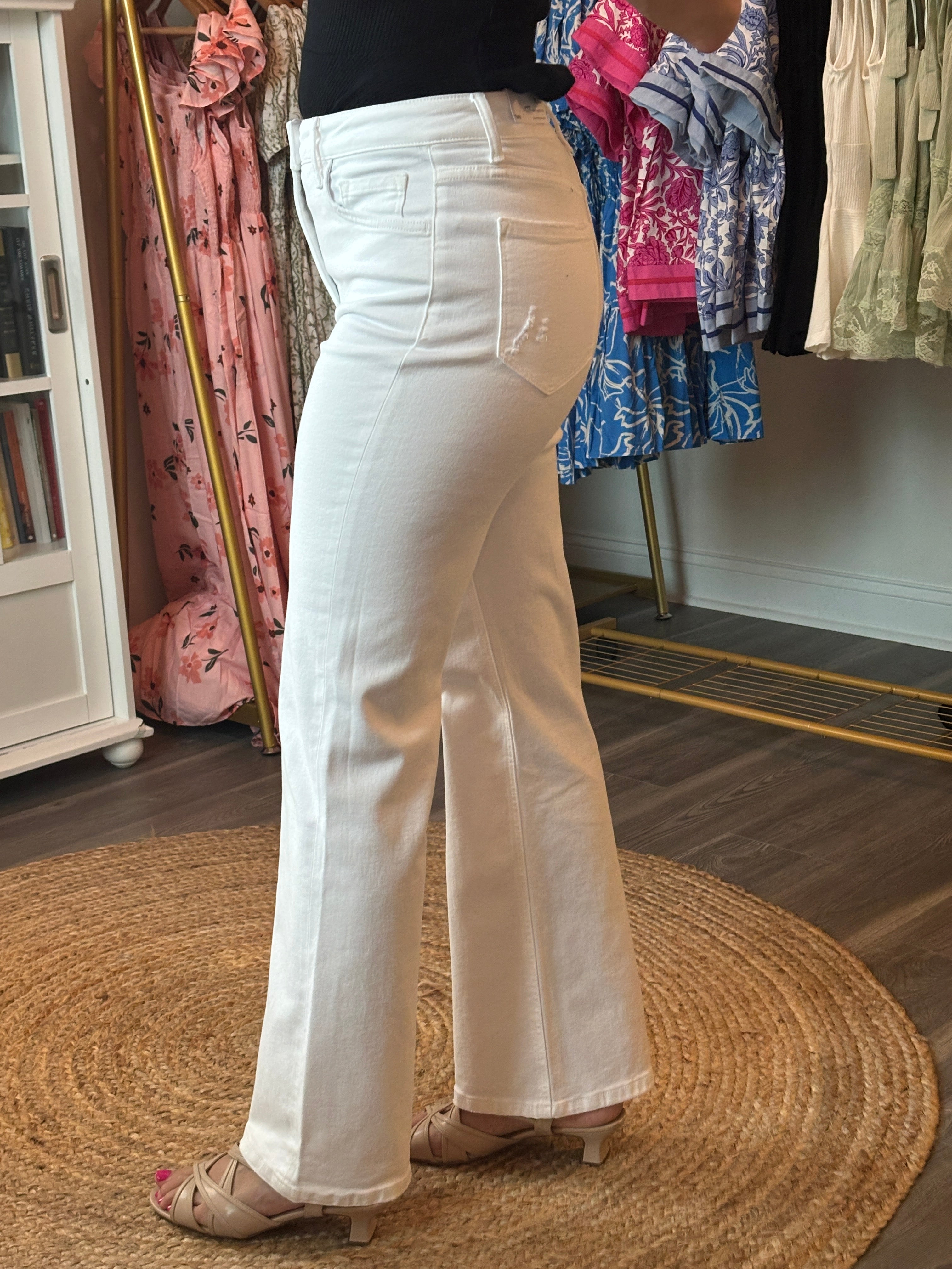 Leslie 90’s Vintage Flare Jeans