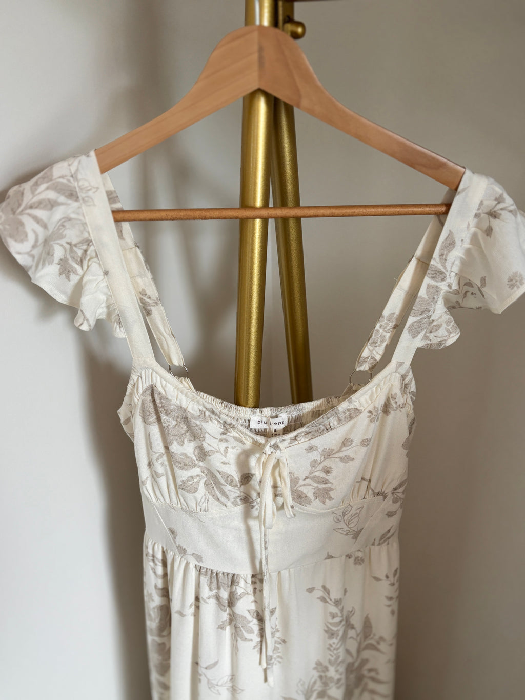 Sweetheart Ruffle Midi Dress